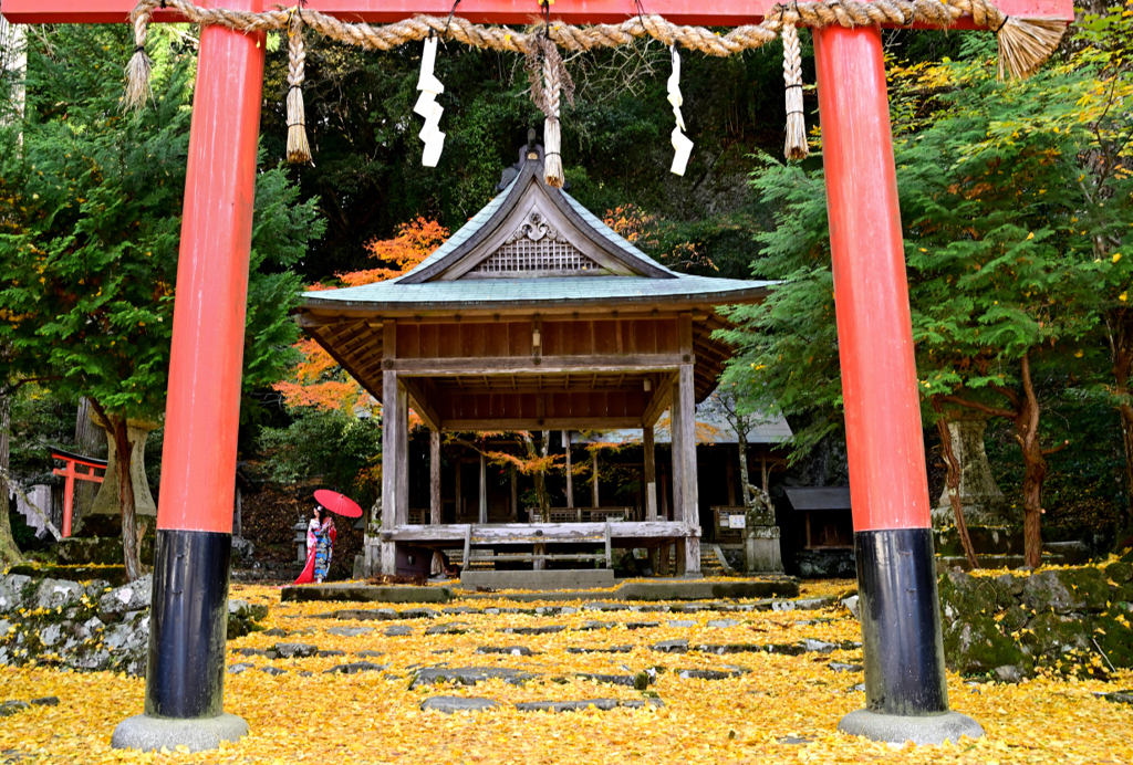 落葉神社 ２