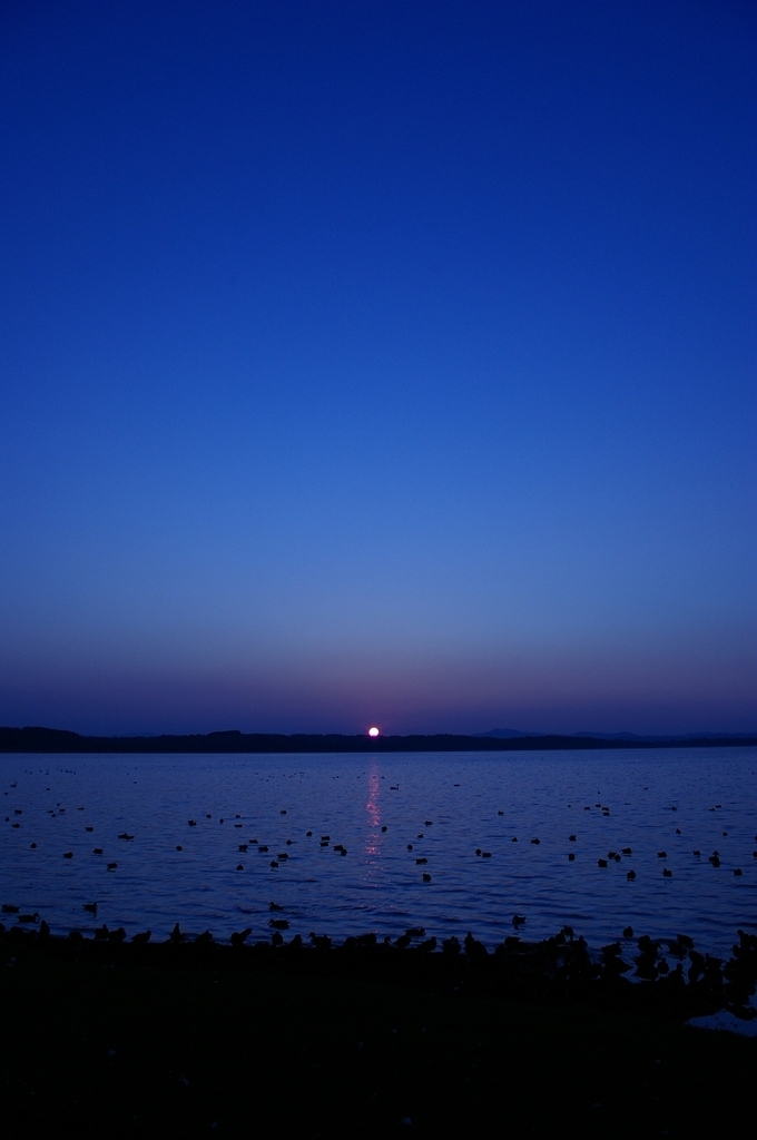 晩秋の夕暮れ