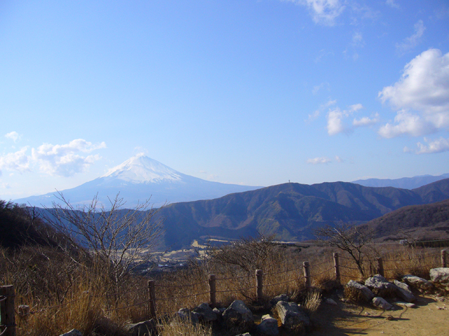 箱根大湧谷から見た富士山２