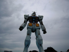 ガンダム大地に降り立つ！！