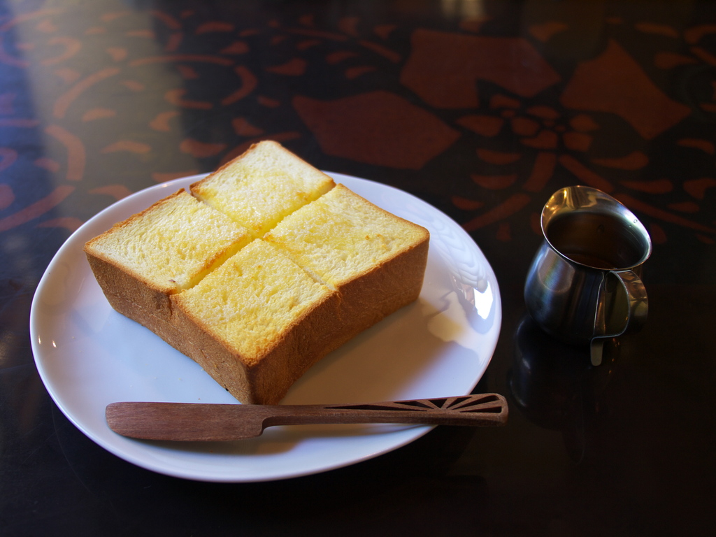 厚切りトースト