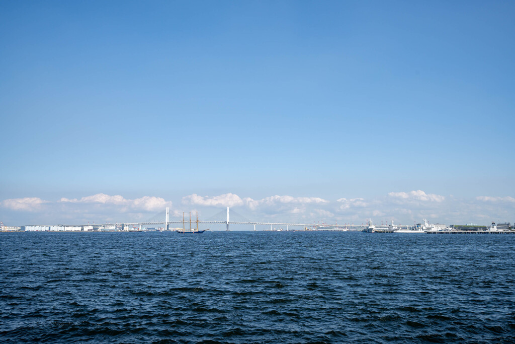 横浜港