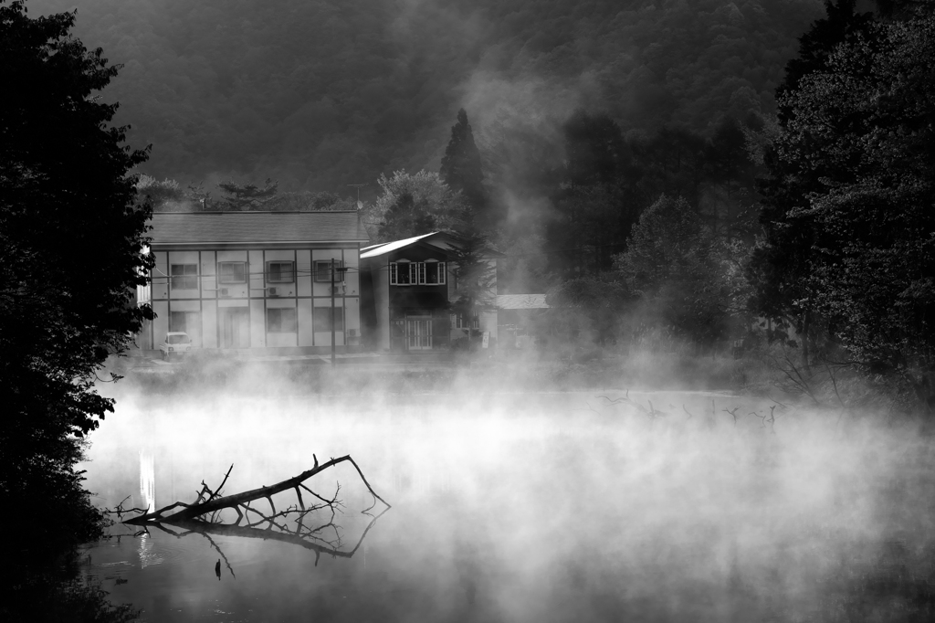 朝霧の裏磐梯