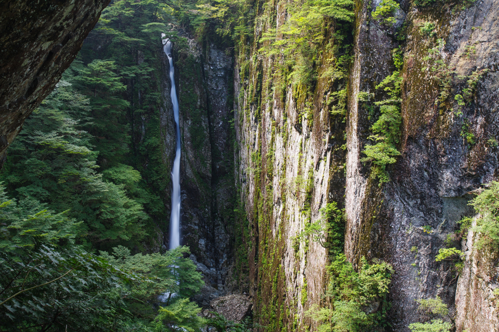 双門の滝