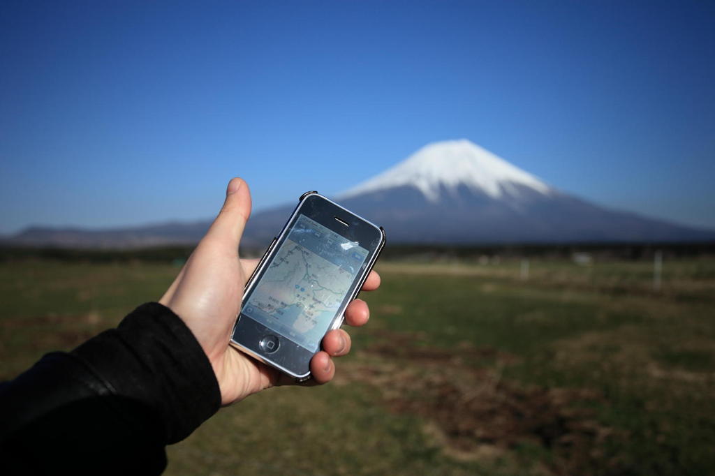 iPhone on Mt.Fuji