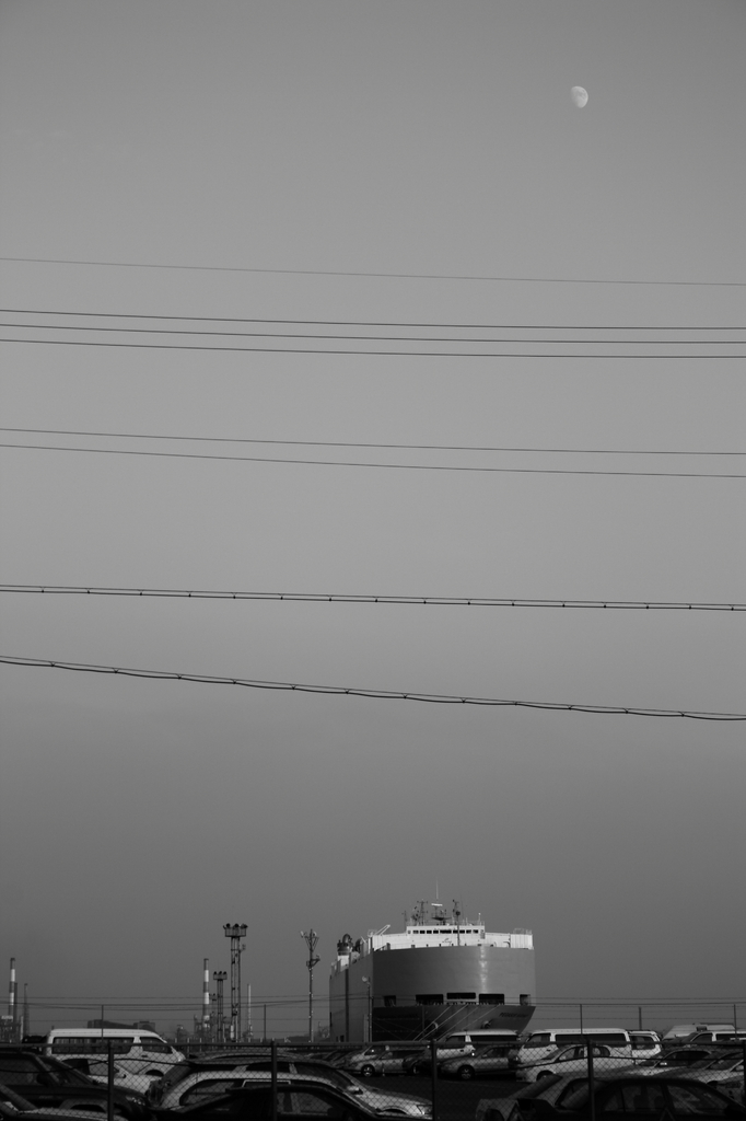 月は出ているか…