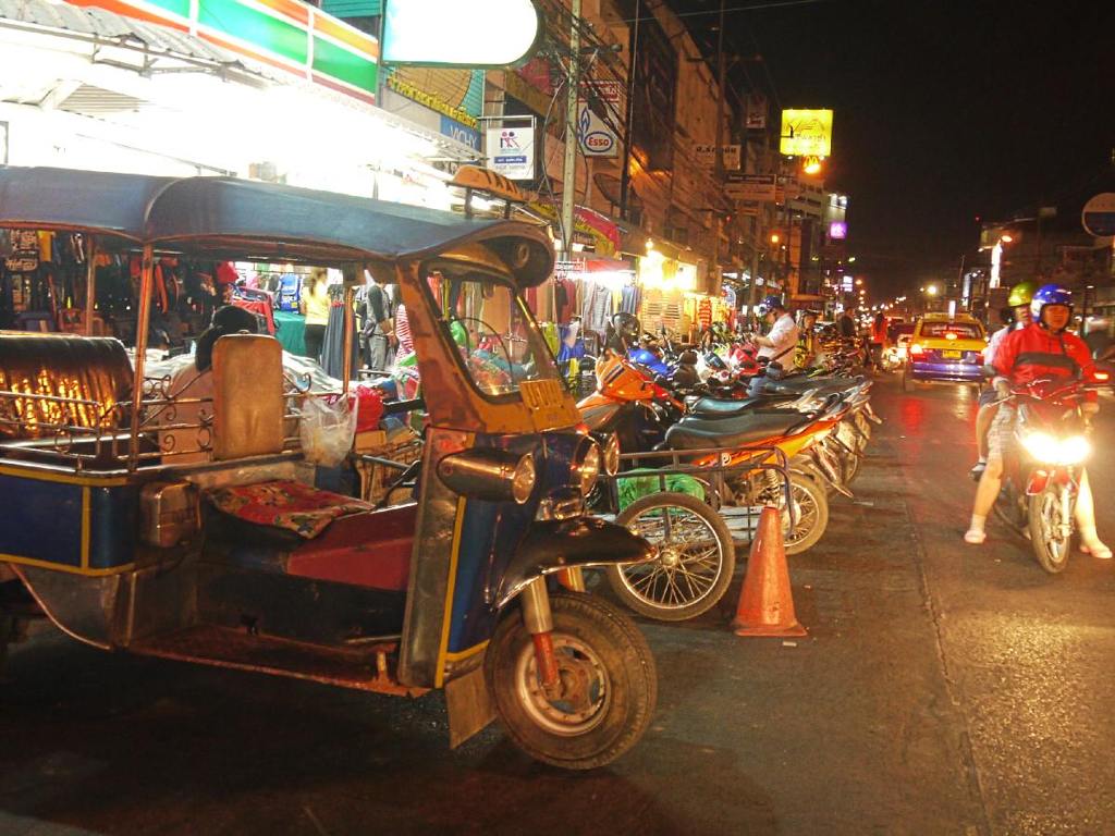 Tuktuk Taxi (Khon Kaen)