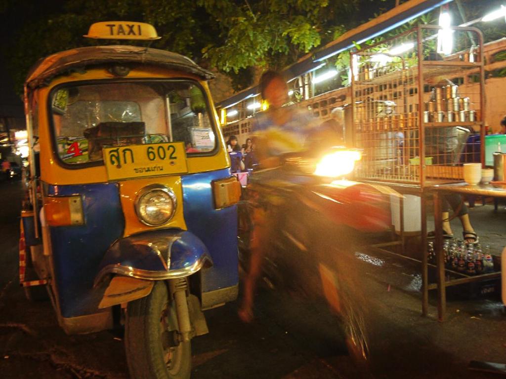 Tuktuk Taxi (Khon Kaen)