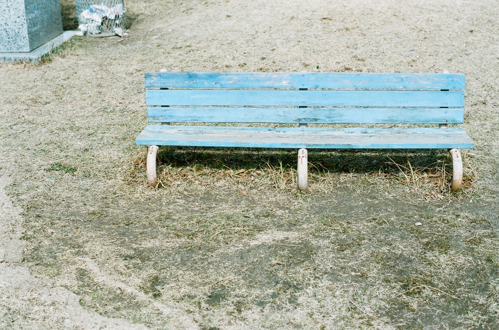 ベンチ