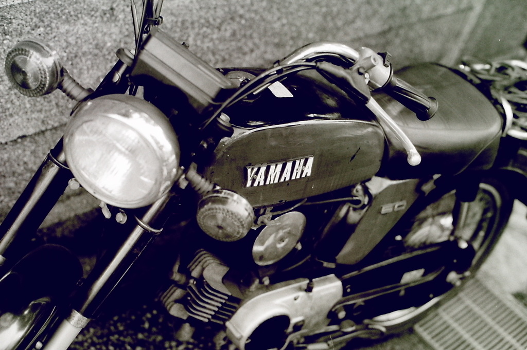 YAMAHA