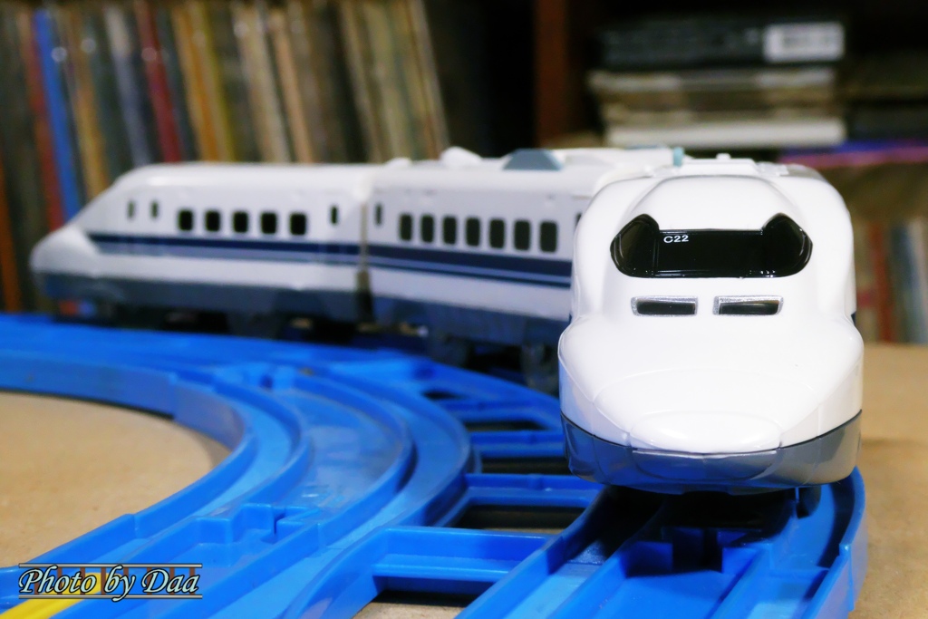 プラレール「東海道新幹線700系」
