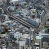 眼下に見下ろす駅
