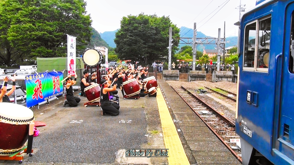 和太鼓で、お出迎え