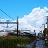 雨上がりの雲の中から