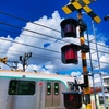 一ノ割踏切を通過する東急
