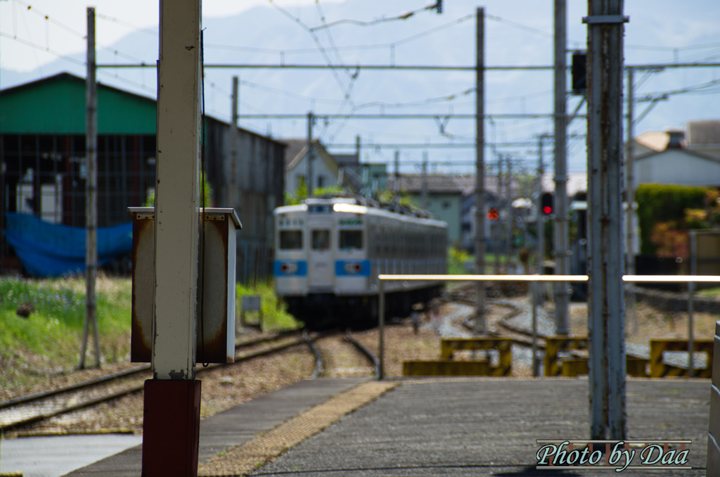 遠ざかる5000系