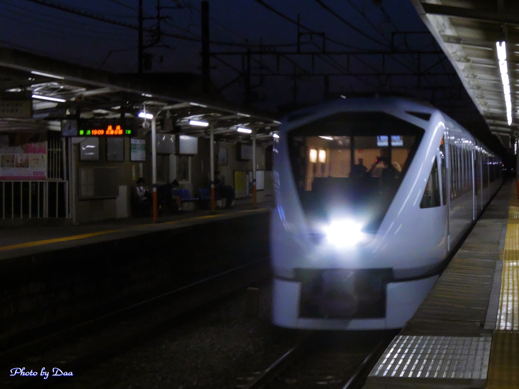 夜のスペーシアX