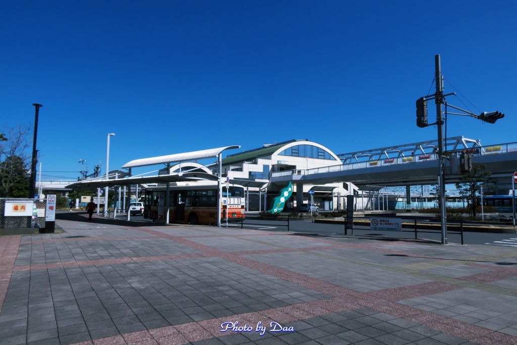 新三郷駅西口
