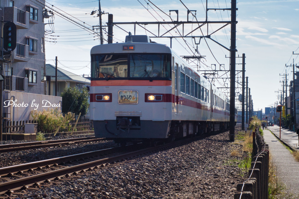 300系「特急きりふり」回送