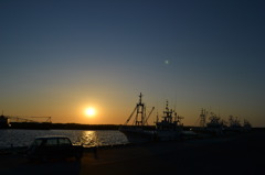 海と夕陽
