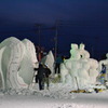雪像づくり