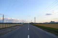 真っ直ぐな道