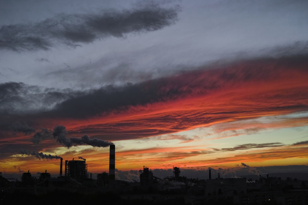 荒ぶる空