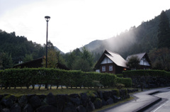 朝のロッジ