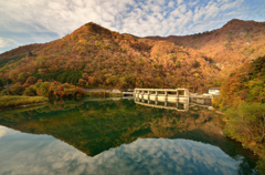 奥鬼怒栗山・道の途中のダム湖にて