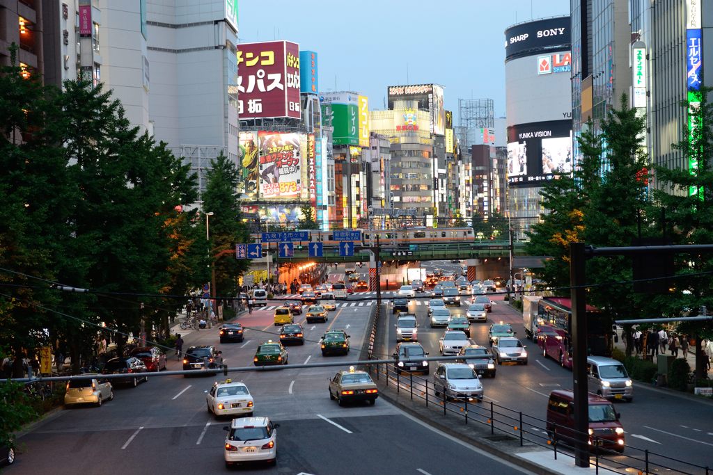 歌舞伎町の遠景