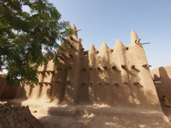 A Muddy Mosque in Ségou 01
