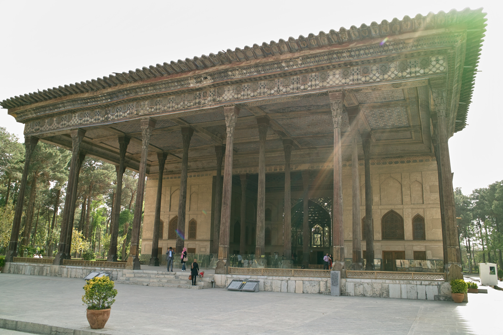 チェヘルソトゥーン庭園美術館03