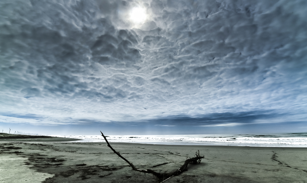 Water mirror beach ５