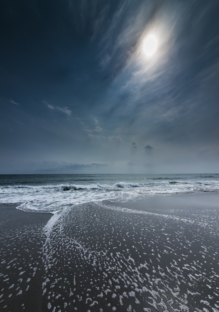 穏やかないつもの海岸