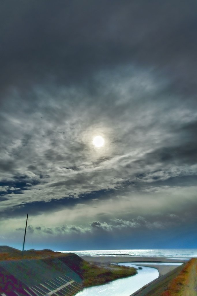 雨上がりの雲　３