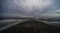 雨上がりの海で　２