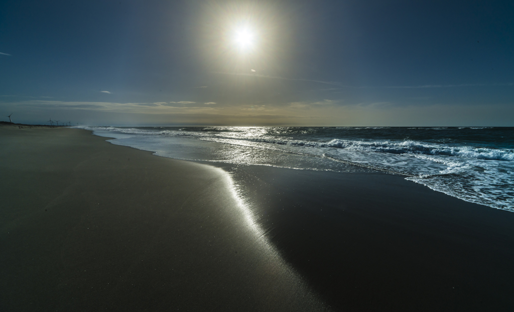 冬らしくない海