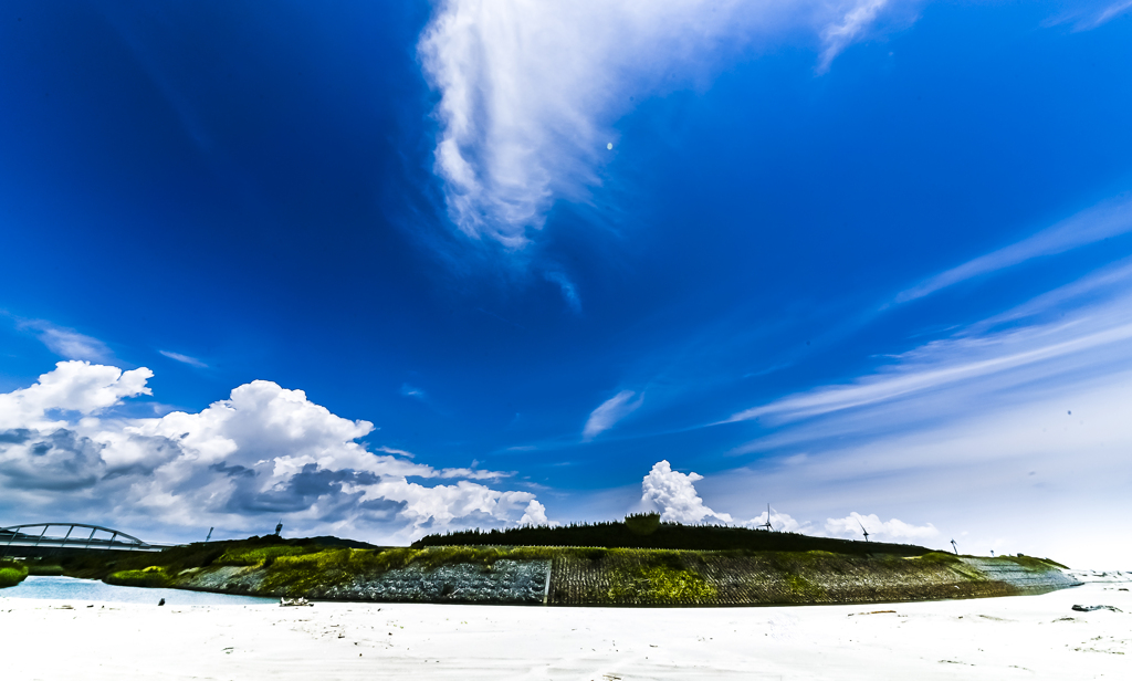 夏空　夏雲　２