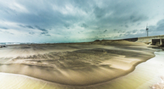 砂嵐の海岸