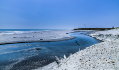 春の海と川