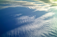 海に広がる雲たち
