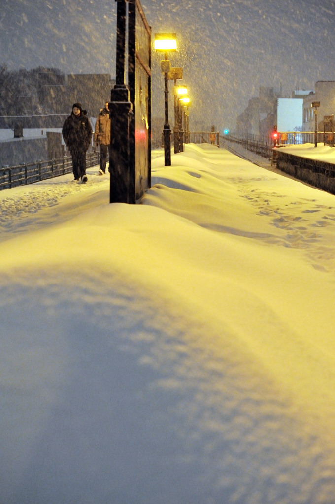 雪の帰り道