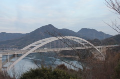 地味だけど