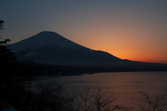 3/13 夕暮れの富士山　Mt.fuji110313_004