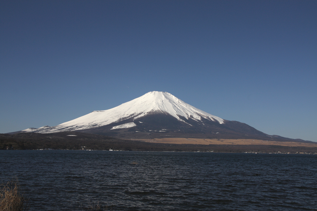雲ひとつなし