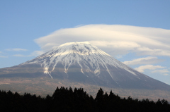 朝霧からの富士山110407_010