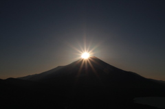 明神山からのダイヤモンド富士　Mt.fuji110222_004