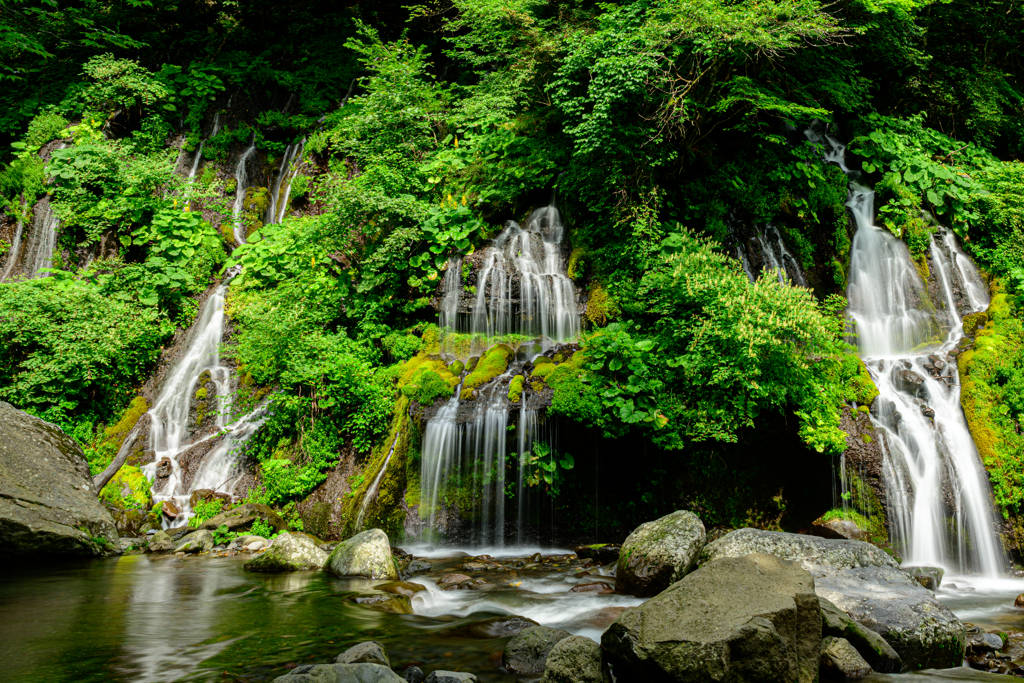 吐竜の滝