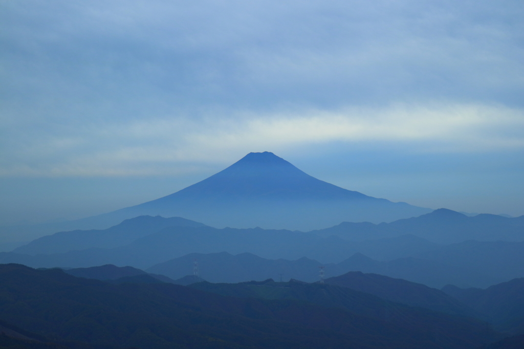 霊峰
