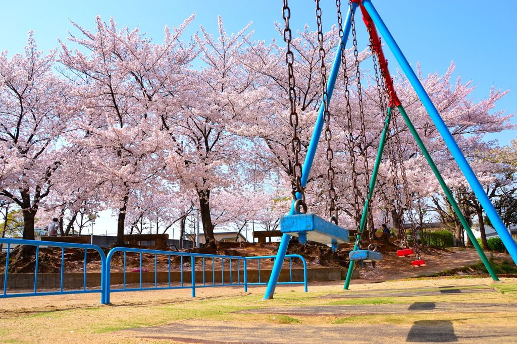 ぶらんこ